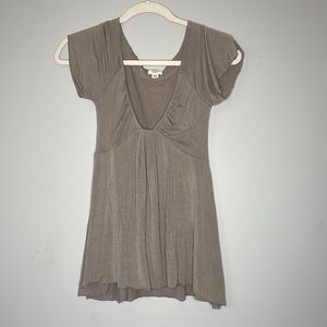 Wilfred V Neck Short Sleeve Tee Shirt